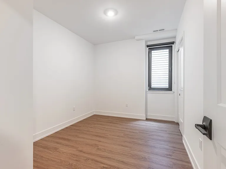 1519 Ridge Ave #503 — Photo 43