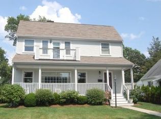 20 Brookwood Rd, Bristol, RI 02809