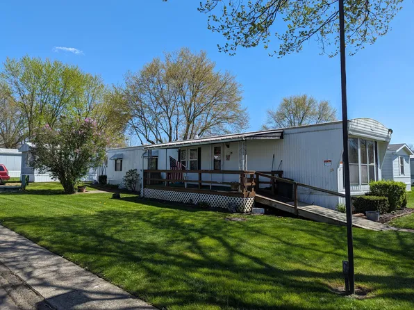 20 Colony Dr, Fredericktown, OH 43019