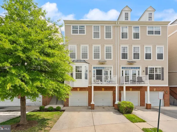 13656 Salk St #139, Oak Hill, VA 20171