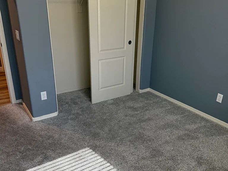 9237 W Irma Ln — Photo 29