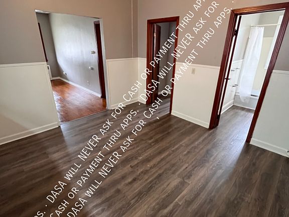 2nd image of 45 Krakow St
