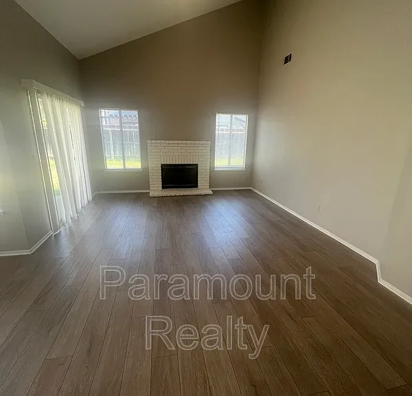 1230 Mohr Cir — Photo 11