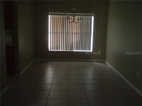 5th image of 214 Churchill Ct