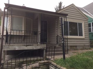 2731 Iowa St, Omaha, NE 68112