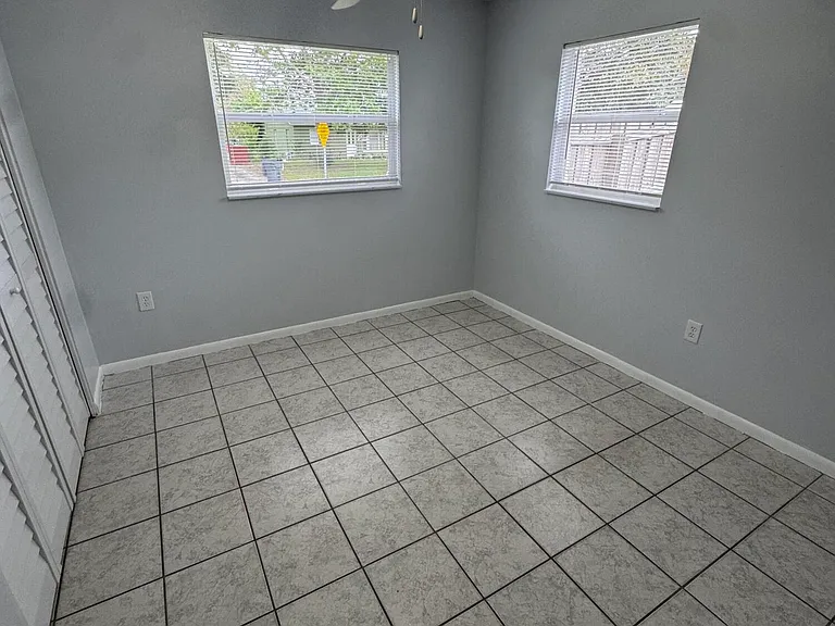 4480 Gray Ave — Photo 8