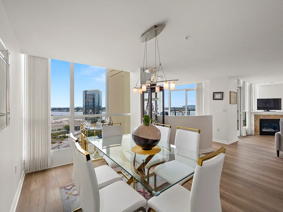 510 1st Ave #1704