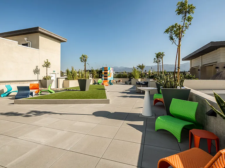 Corona, CA Metro at Main Apartments exterior pool
