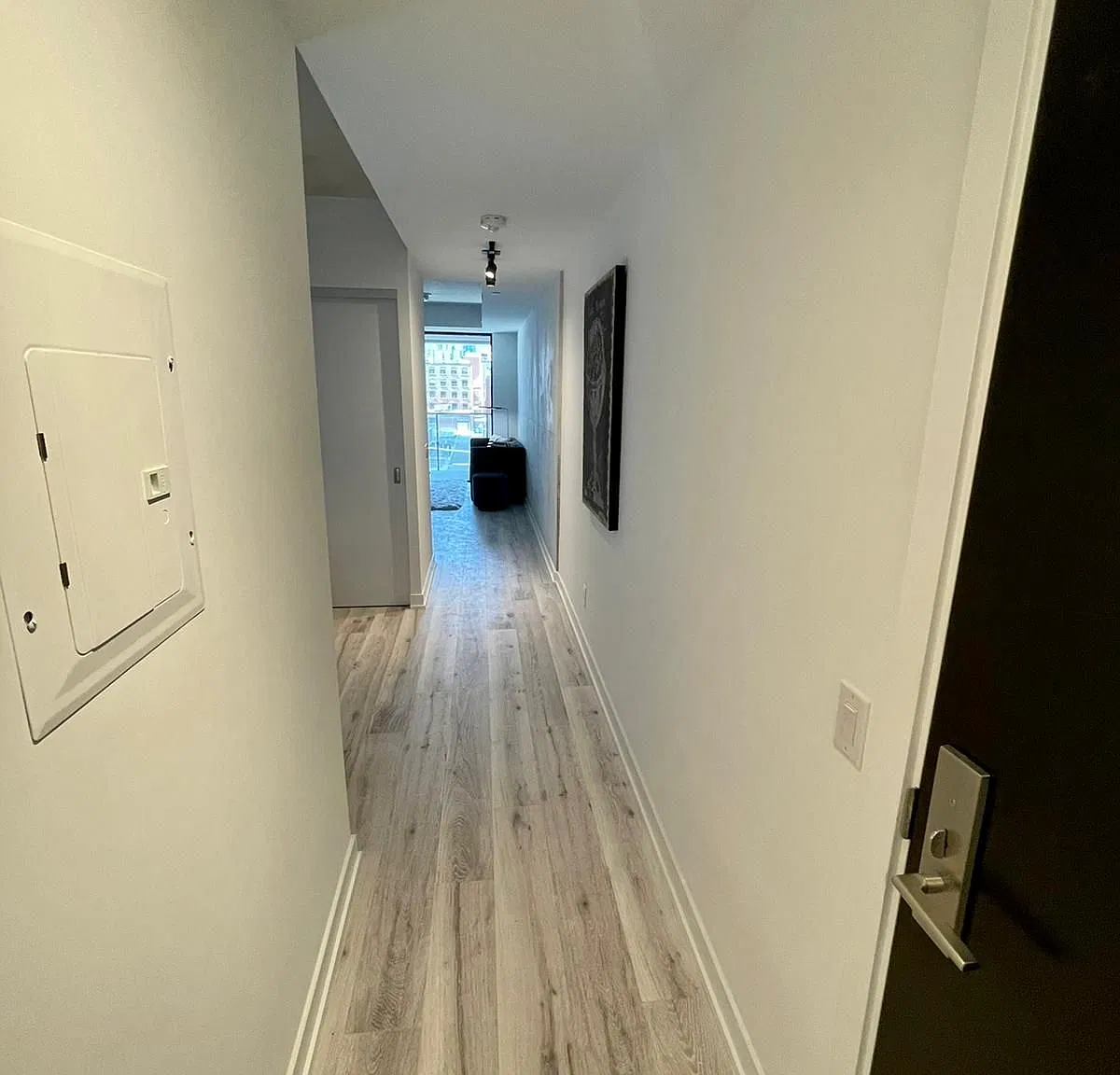 East 55 — Photo 4