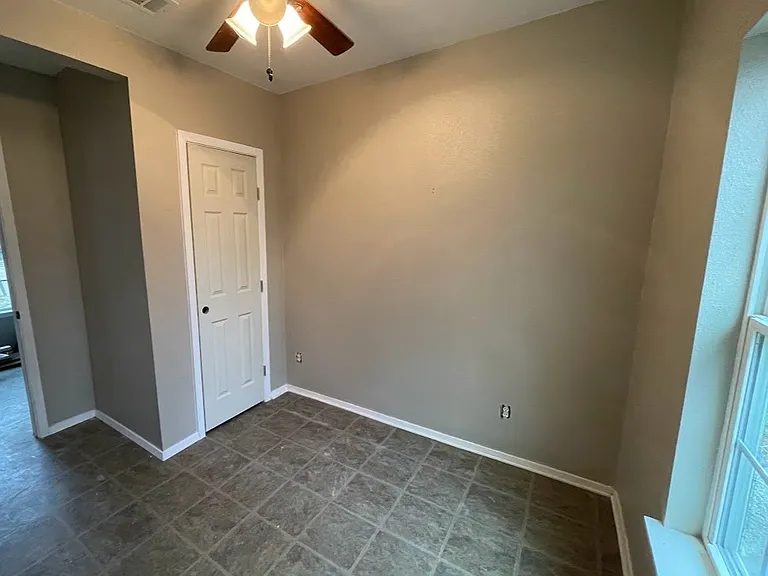 411 N Carroll Boulevard Pearl St #502-3 — Photo 7