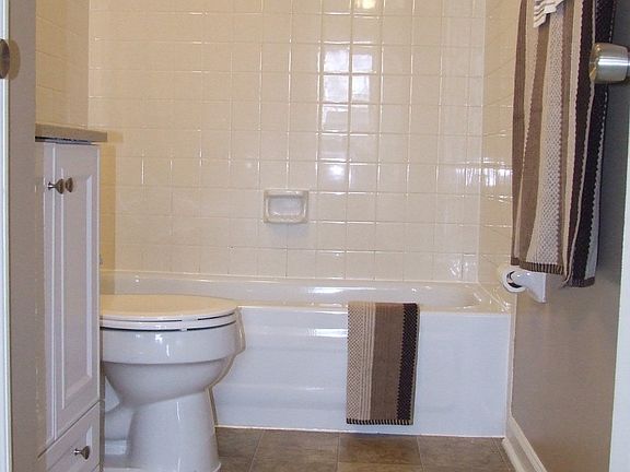 4th image of 1445 Villa Ct APT D