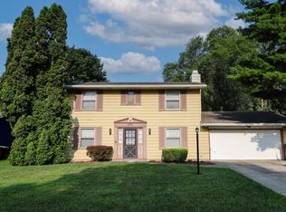 2717 Repton Dr, Fort Wayne, IN 46815
