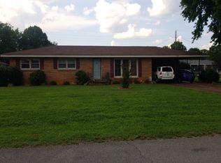 303 W Pasadena Ave, Muscle Shoals, AL 35661