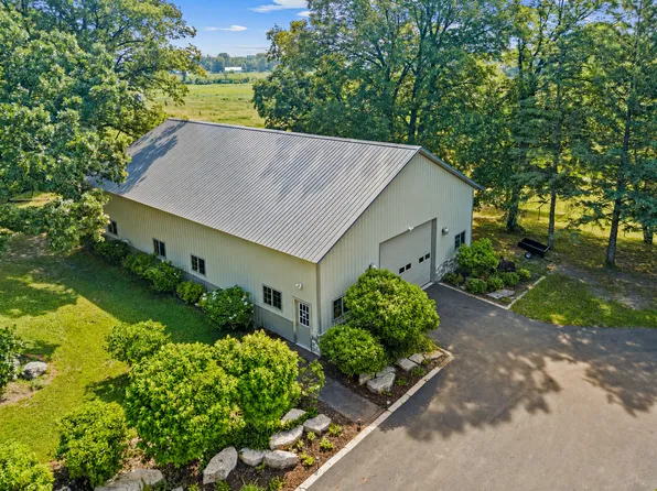 6300 Rolling Hills Dr, Lino Lakes, MN 55110