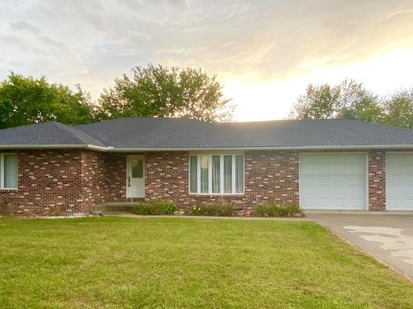 824 S Munn Ave Maryville Mo 64468 Mls 4871 Zillow