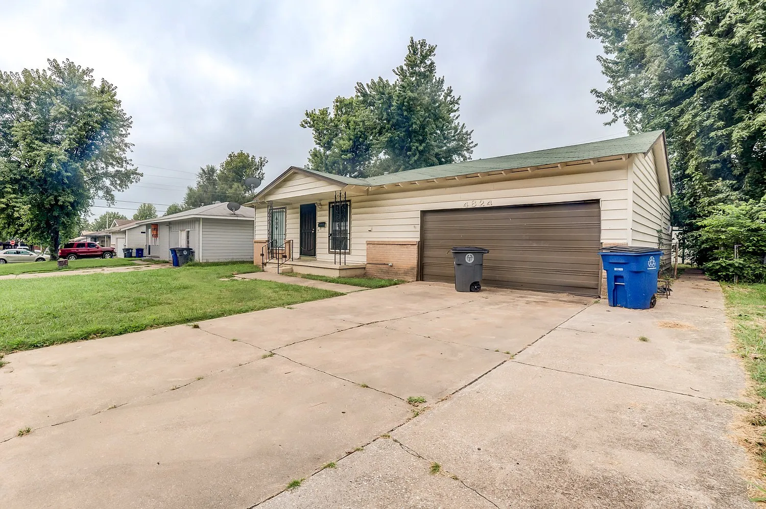 3 Bed | 1.5 Bath in North Tulsa! Accepts Section 8! — Photo 3