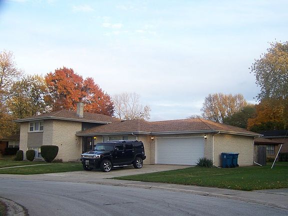 2nd image of 15232 Waterman Dr
