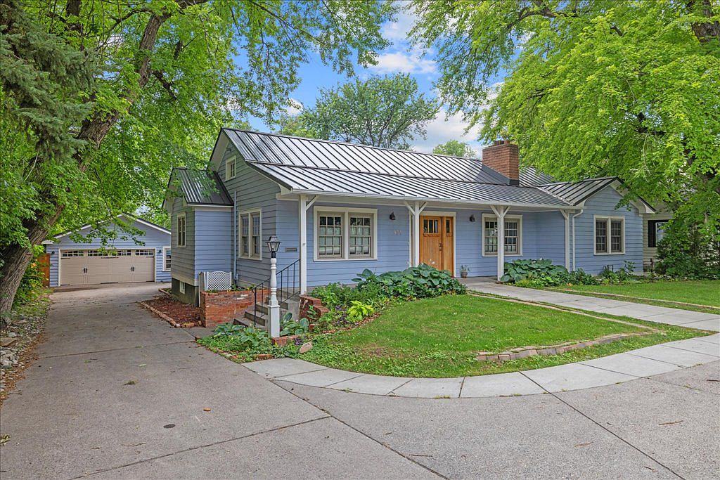 934 Poly Dr — Hilands Golf Club