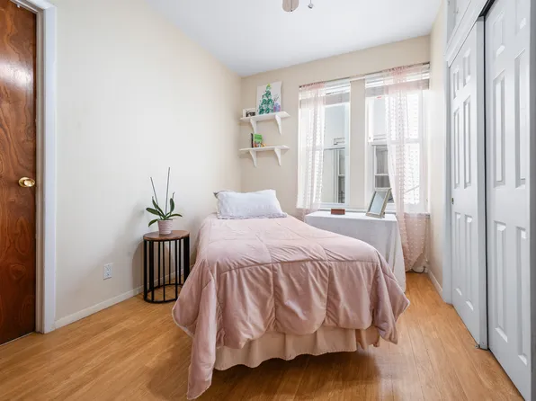 1649 66th Street image 15 of 22