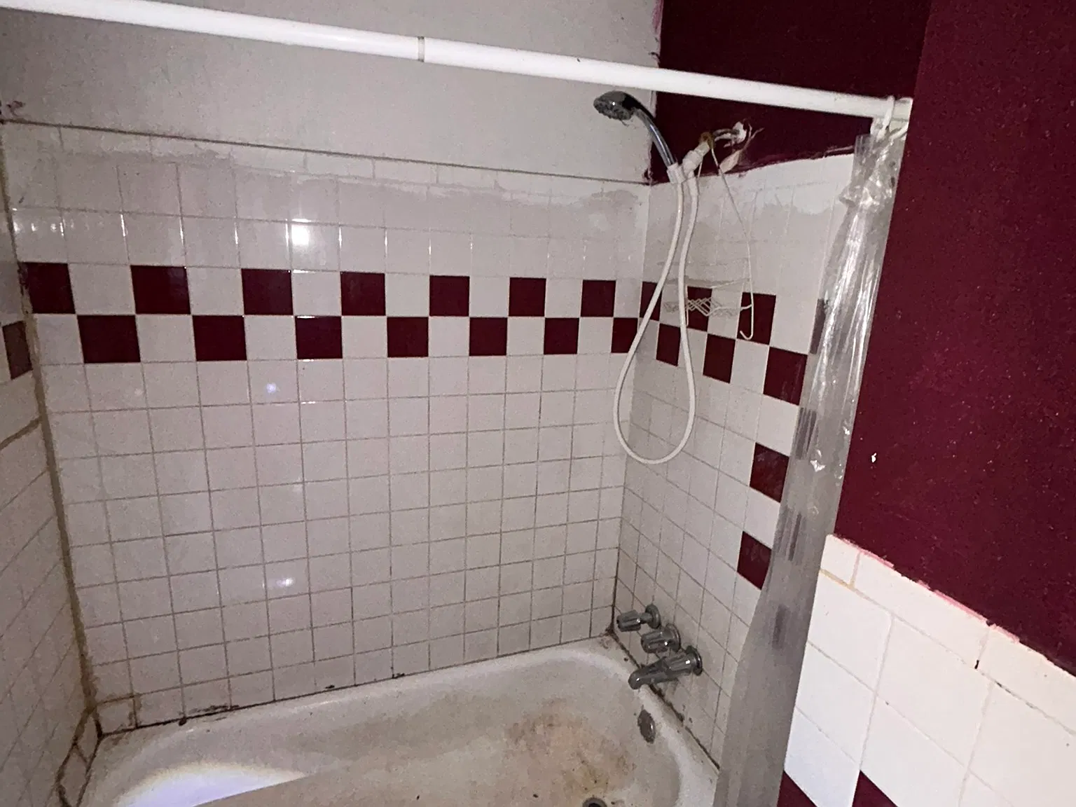 2 bed, 720 sqft, $695 — Photo 1