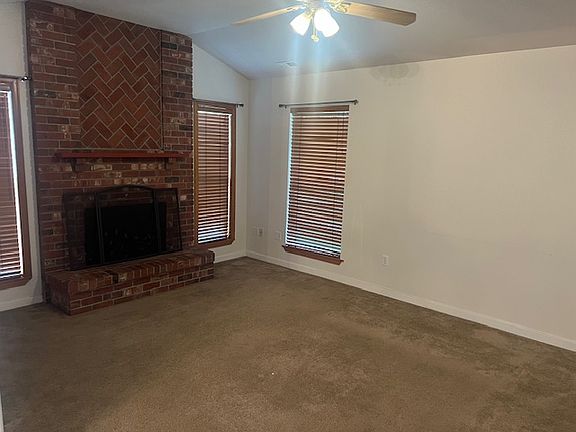 4th image of 15019 105th Avenue Ct E