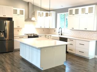 3958 Erlands Point Rd NW, Bremerton, WA 98312