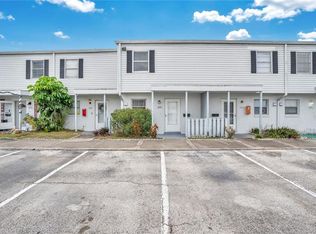 1824 Amberly Ave #T-8, Orlando, FL 32822