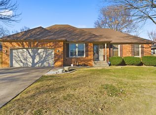 1345 E Woodgate Street, Springfield, MO 65804