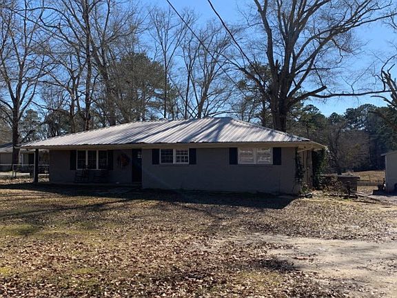 2nd image of 3642 Lake Shore Dr