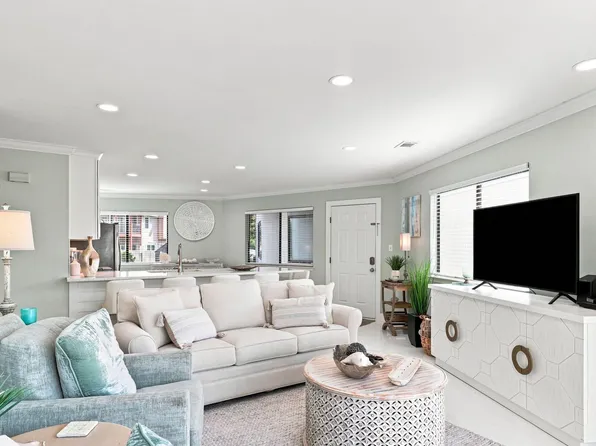 285 Payne St Unit 4A, Miramar Beach, FL 32550