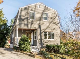 7 Ordway Ter, Reading, MA 01867