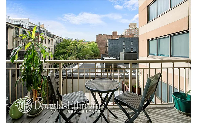 Sold by Douglas Elliman | media 31