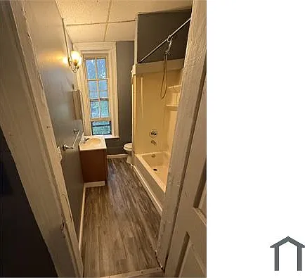 4 bed, $1,750 — Photo 4