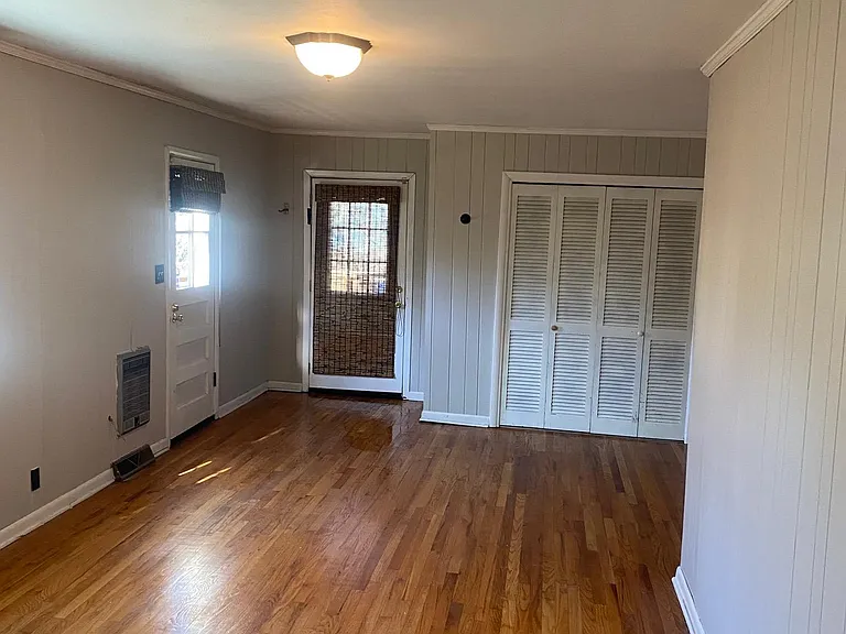 941 W Greenwood Ave — Photo 14