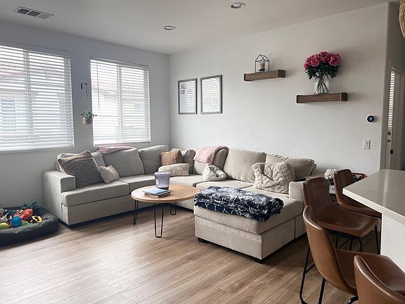 3rd image of 2110 Cantata Dr Unit 49