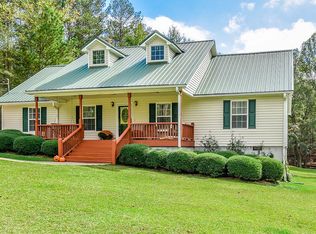 1706 Mayfair Ln, Alexander City, AL 35010