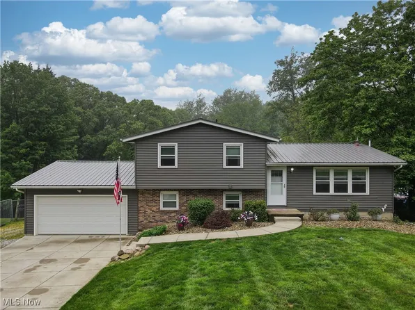 1379 S Polen Ave, Mogadore, OH 44260