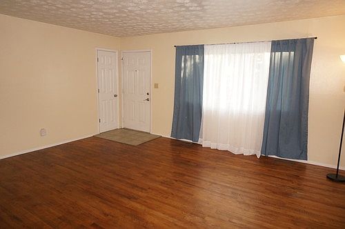 2nd image of 4197 Beechgrove Dr