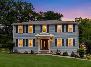 271 Cliff Dr, North Attleboro, MA 02760