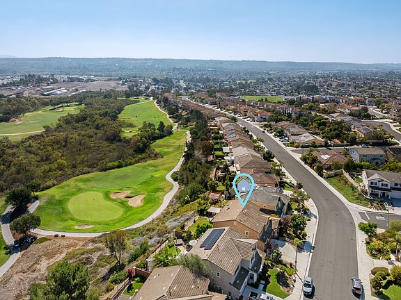 Very Unique Single Family Property With Panoramic Golf View from Backyard. Rarely available to lease. Don't miss this opportunity.