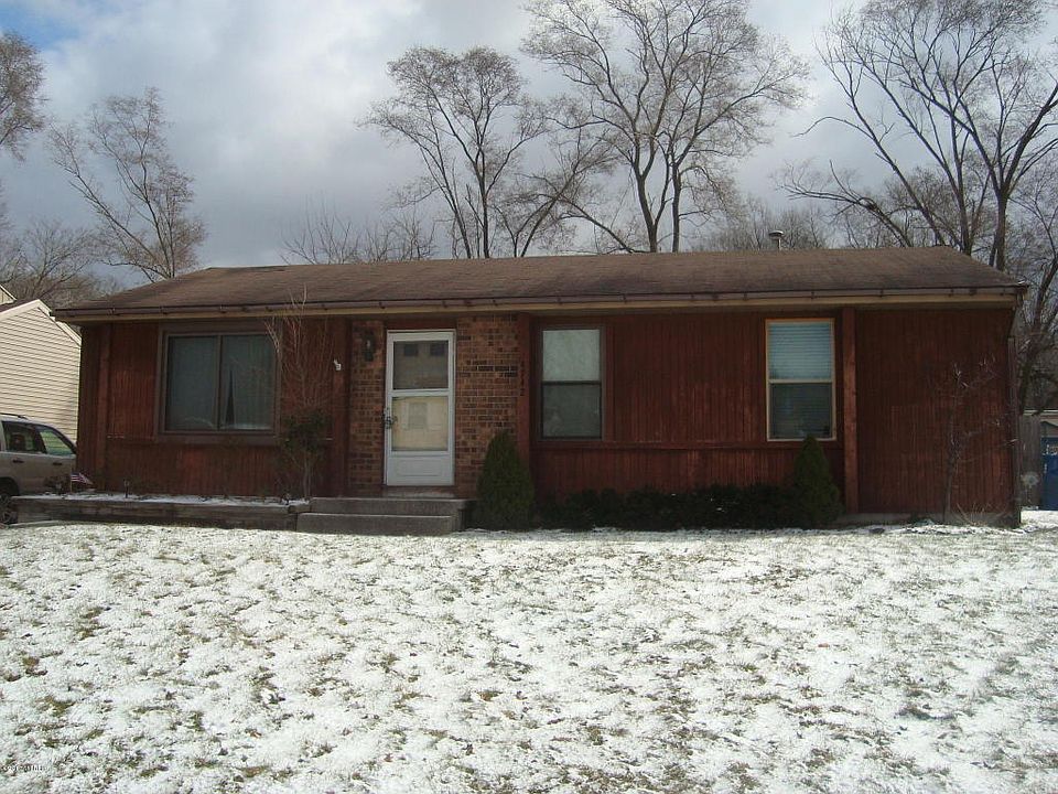 1st image of 4742 Flying Eagle Dr SE