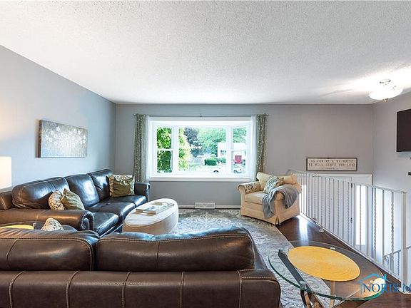 5th image of 146 Pheasant Dr