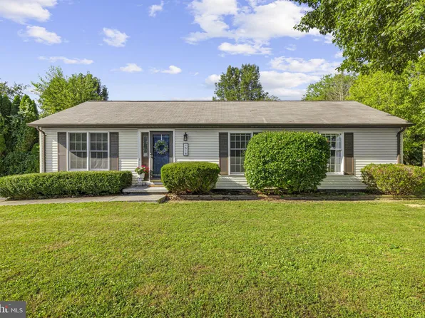 1516 Mallard Pl, Front Royal, VA 22630