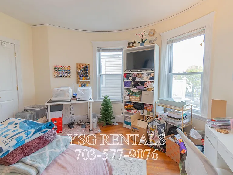 40 Easton St #3 — Photo 11