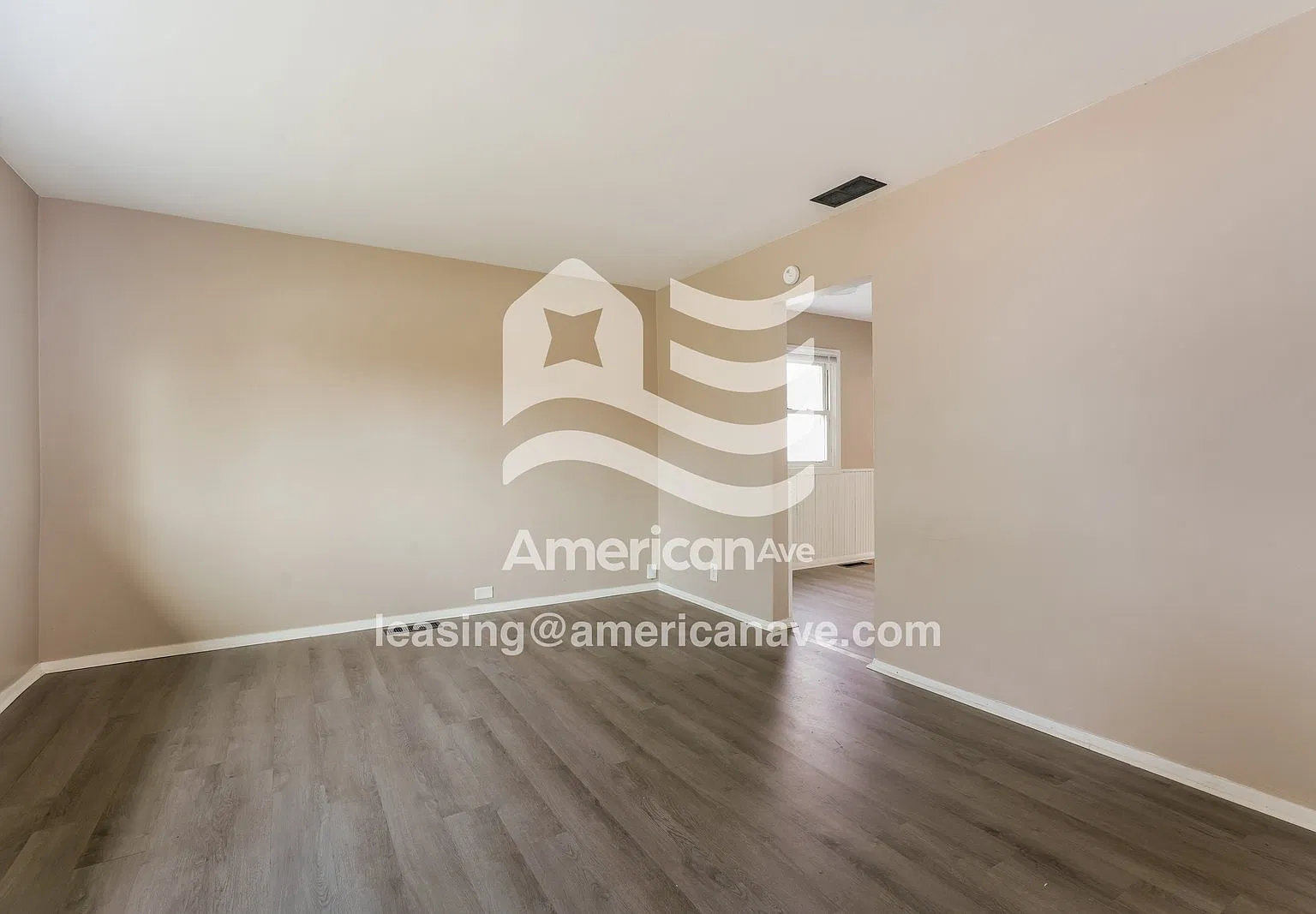 3 bed, 1.0 bath, 1328 sqft, $1,397 — Photo 4