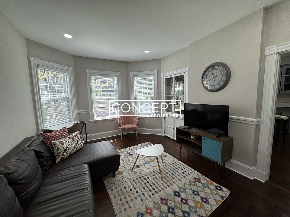 1st image of 76 Congreve St #1A