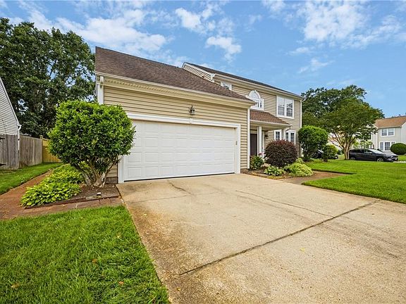 2nd image of 3901 Whitley Park Dr