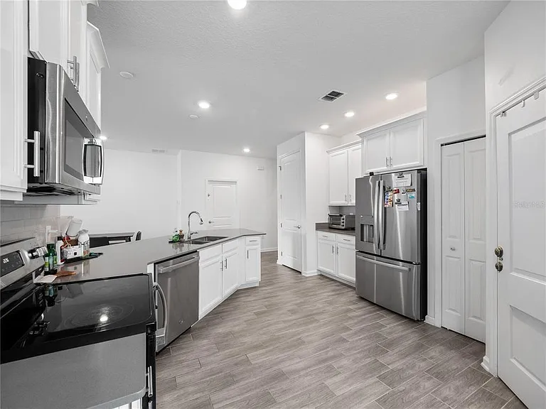 6308 Chirpine Ln — Photo 6