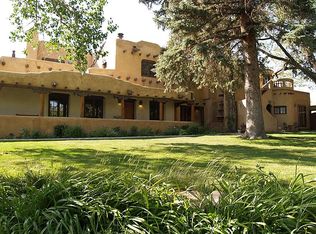 315 Ranchitos Rd, Taos, NM 87571