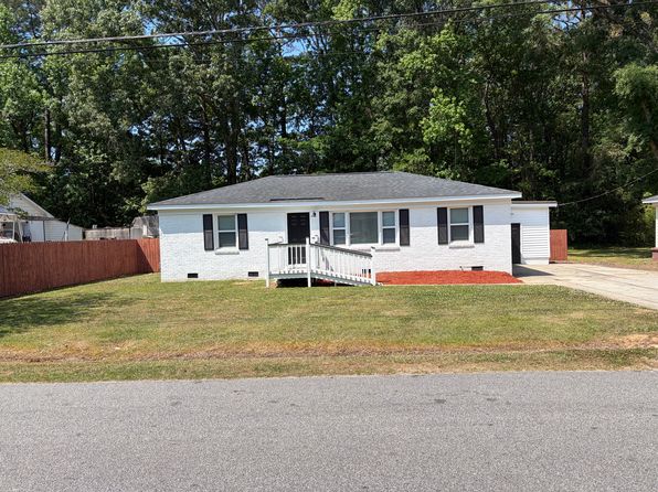 12 Henderson Dr